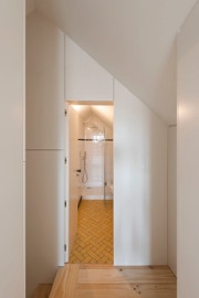 mosaico hidráulico da Projecto Mosaico ref Trança no piso duma casa de banho projectada pela arquitecta Marta Campos