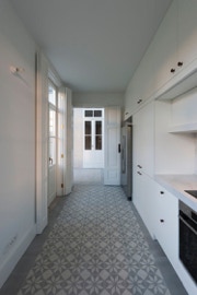 mosaico hidráulico padrão Noruega B aplicado numa cozinha no Porto